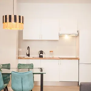 Gotoseville Faustino Flats Appartement